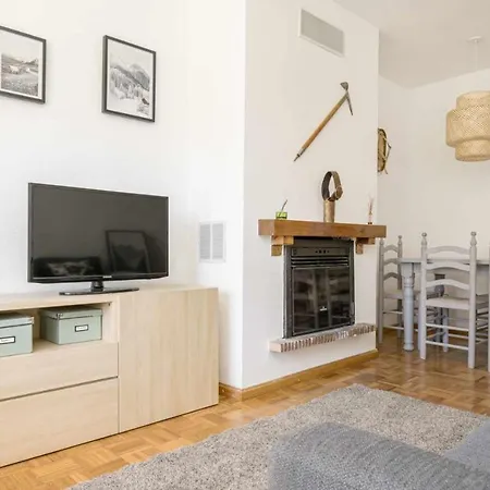 Selva Blanca De Apartment Villanua